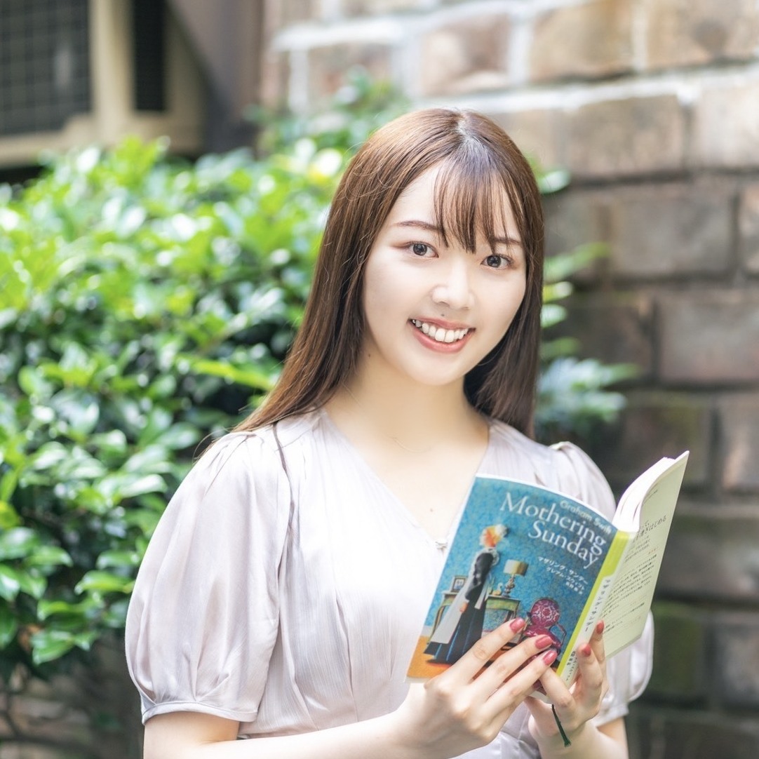 三宅香帆の写真